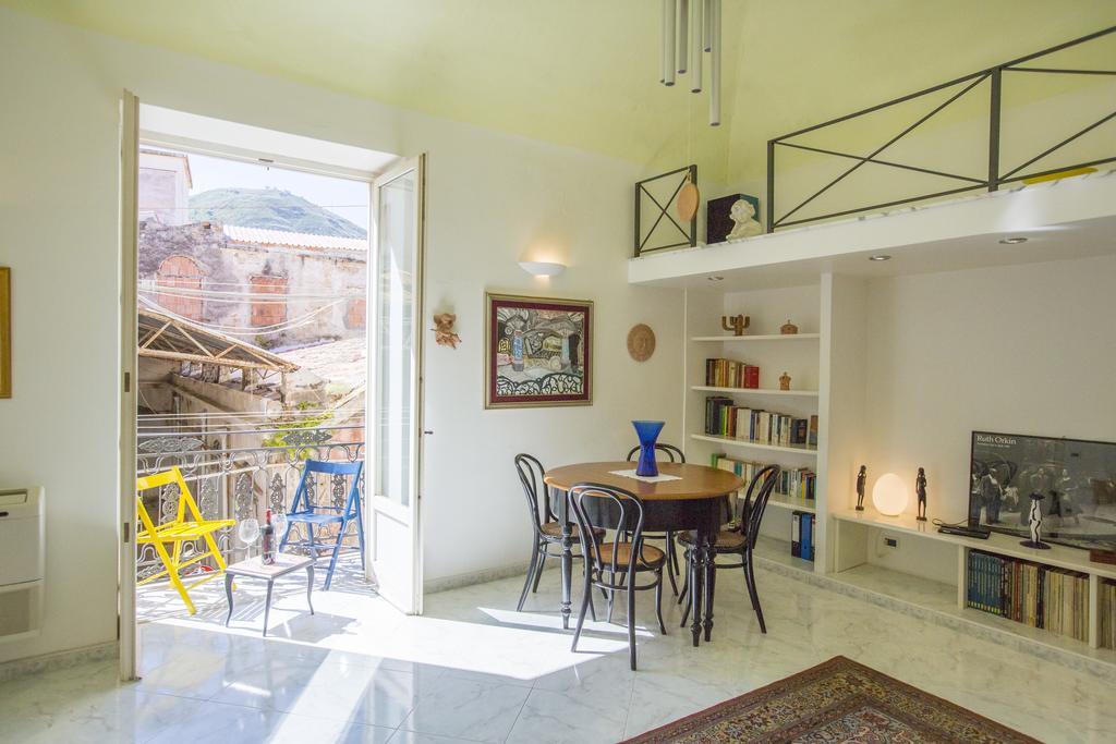 Domus Osterio Magno Apartment Cefalu Bagian luar foto